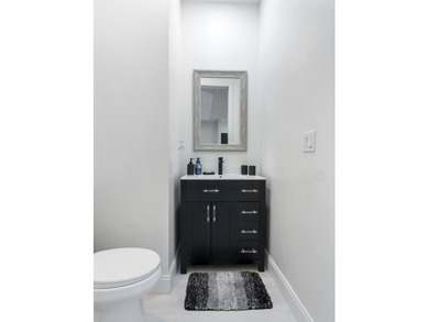 Completely remodeled 3-bedroom , 3-bathroom residence located in - photo 26