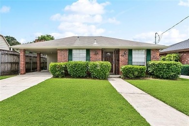 Lake Pontchartrain Home For Sale in Metairie Louisiana