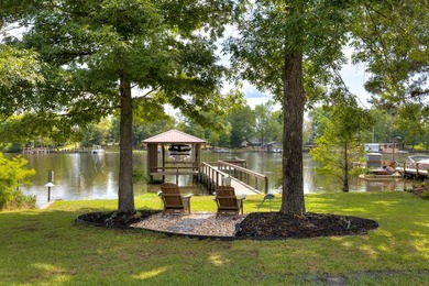Exceptional custom waterfront home on Lake Marion with gorgeous - photo 9