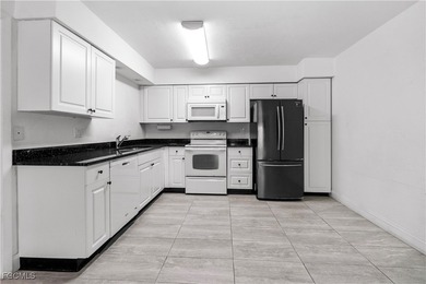 Cape Coral Area Condo For Sale in Cape Coral Florida