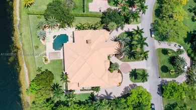 Welcome to the blend of privacy, elegance, and tranquility in - photo 7