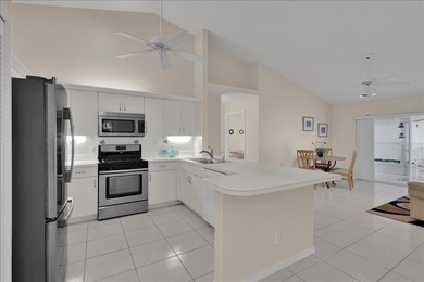 Welcome to this charming single-story residence in Kings Isle at - photo 15