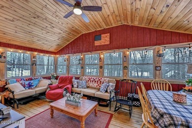 Welcome to this beautiful home in The Hideout, offering - photo 20