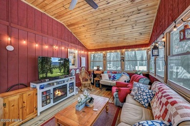 Welcome to this beautiful home in The Hideout, offering - photo 23