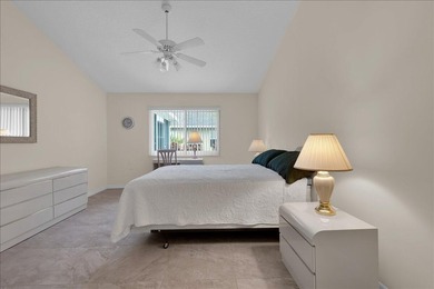 Welcome to this charming single-story residence in Kings Isle at - photo 28