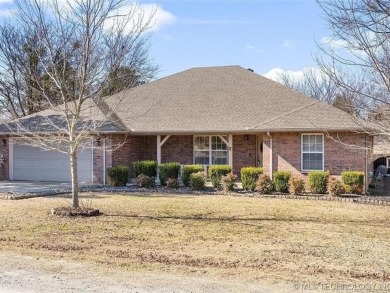 Lake Home For Sale in Eufaula, Oklahoma