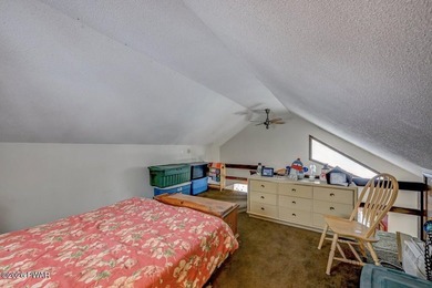 Welcome to this beautiful home in The Hideout, offering - photo 34