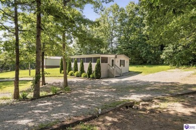 Lake Home For Sale in Mammoth Cave, Kentucky