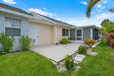 Welcome to this charming single-story residence in Kings Isle at - photo 45