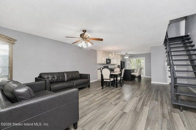 Welcome to 76 Belmar Drive West, located in the highly desirable - photo 3