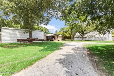 Tucked away on approximately 4.6 beautiful wooded acres, 353B - photo 2