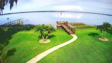 Lake Home For Sale in Frostproof, Florida