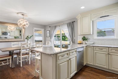 Welcome to this beautiful Colonial located in the heart of - photo 6