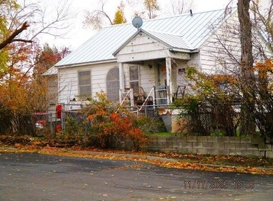 Upper Klamath Lake Home For Sale in Klamath Falls Oregon