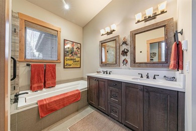 A beautiful 3-bedroom Mountain Lodge is now available at - photo 15