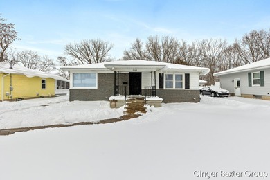 (private lake, pond, creek) Home Sale Pending in Wyoming Michigan