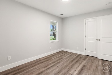 Welcome home to this beautifully updated 4-bedroom, 2-bath - photo 25