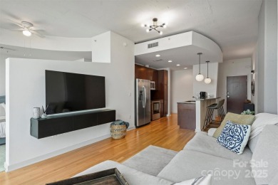 Welcome to elevated city living in this high-rise, luxury condo