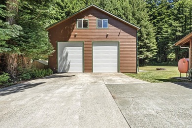 2,049 SQ FT HOME WITH A 3-STORY 3,242 SQ FT SHOP SPACE ON 1.46 - photo 32