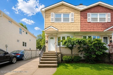 Well-maintained single-family home offering 3 bedrooms and 2 - photo 2