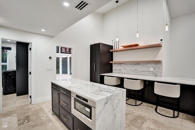 Welcome to one of Boca Raton's most sought-after gated golf - photo 33