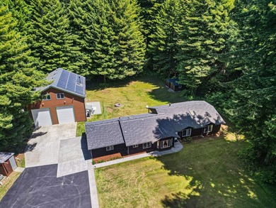 2,049 SQ FT HOME WITH A 3-STORY 3,242 SQ FT SHOP SPACE ON 1.46 - photo 46