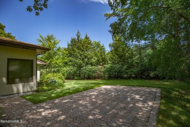 Experience refined Berkshire living at Coldbrooke East, where - photo 47