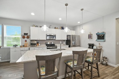 This beautiful home, built by Richmond American Homes in 2022 - photo 7