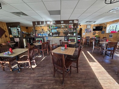 Offered for sale: ''Ellie's 12 Tables,'' an owner-operated diner - photo 11