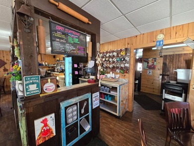 Offered for sale: ''Ellie's 12 Tables,'' an owner-operated diner - photo 14