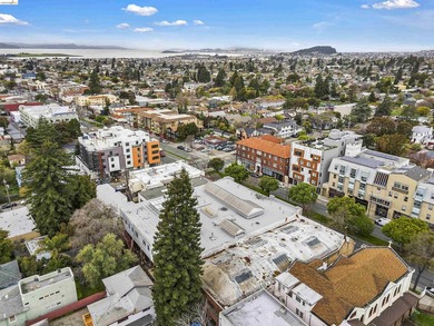 Positioned on Berkeley's iconic University Avenue just five - photo 19