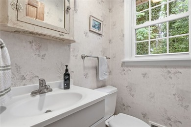 Welcome to 161 Selborne Chase, a beautifully maintained - photo 27