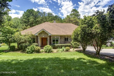 Lake Home For Sale in Loudon, Tennessee