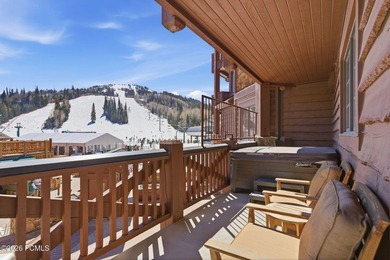 The Inn at Silver Lake holds eight residences, and in the past - photo 5