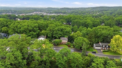 Welcome to 161 Selborne Chase, a beautifully maintained - photo 37