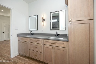 Welcome home to this beautiful new construction in Ocean - photo 37