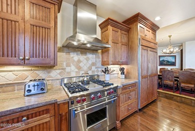 The Inn at Silver Lake holds eight residences, and in the past - photo 10