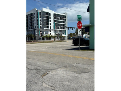 HUGE INVESTOR/DEVELOPER OPPORTUNITY*3 adjacent lots w/ separate - photo 2