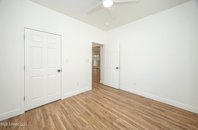 Welcome home to this beautiful new construction in Ocean - photo 45