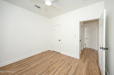 Welcome home to this beautiful new construction in Ocean - photo 47