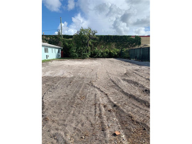 HUGE INVESTOR/DEVELOPER OPPORTUNITY*3 adjacent lots w/ separate - photo 7