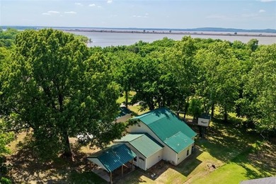 WATERFRONT COTTAGE JUST OFF THE HIGHWAY AT LAKE EUFAULA, OK! - photo 5