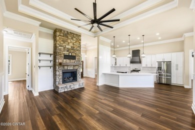 Price improvement! Seller has relocated! Motivated! Custom lake - photo 10