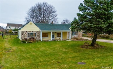 Lake Saint Clair Home Sale Pending in Harrison Township Michigan