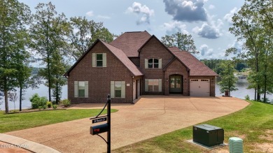 Lake Home For Sale in Huntingdon, Tennessee