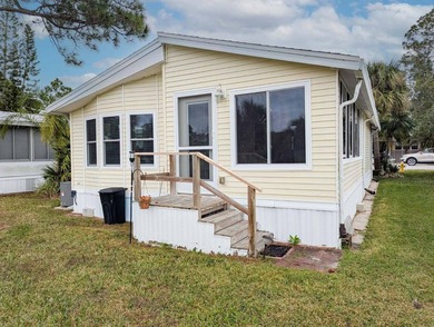 This unfurnished 2BR/1.5b park home is located on a quiet street - photo 11