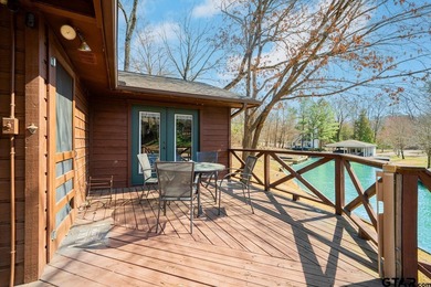 Delightful waterfront home on beautiful Lake Cypress Springs! - photo 7