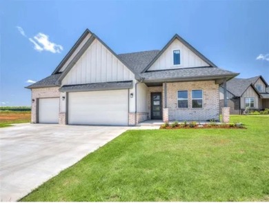 (private lake, pond, creek) Home For Sale in Yukon Oklahoma