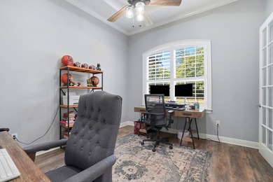 Movie theater? Covered heated pool? This stunning 5 bed, 4 bath - photo 8