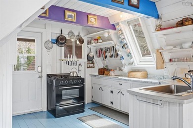 Experience the ultimate off-grid lifestyle where total privacy - photo 13